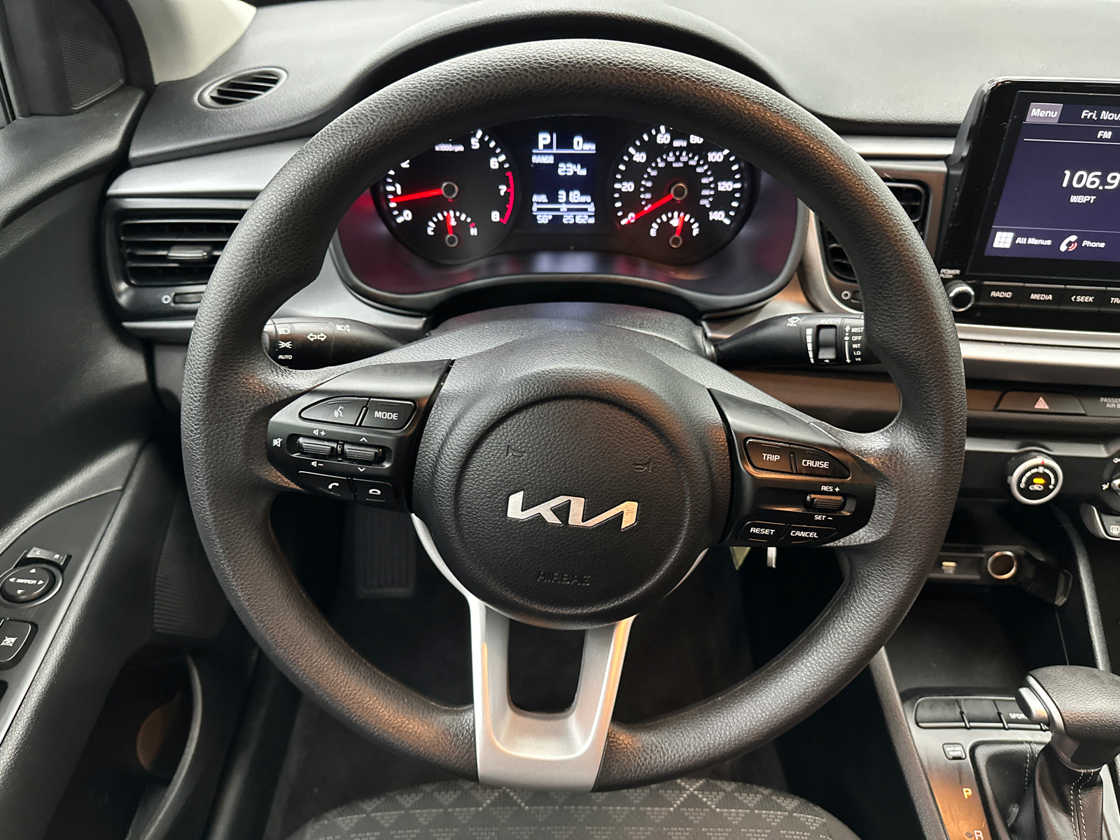 2023 Kia Rio S 22