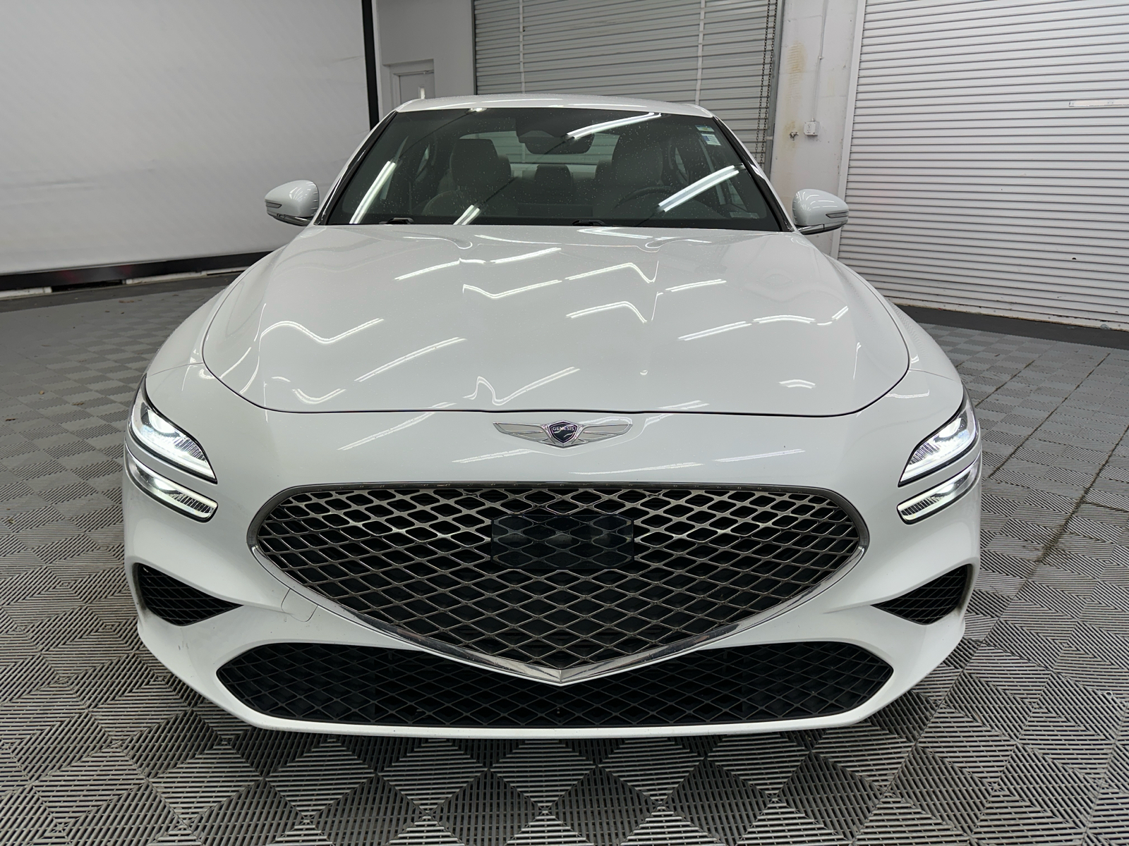 2022 Genesis G70 2.0T 8