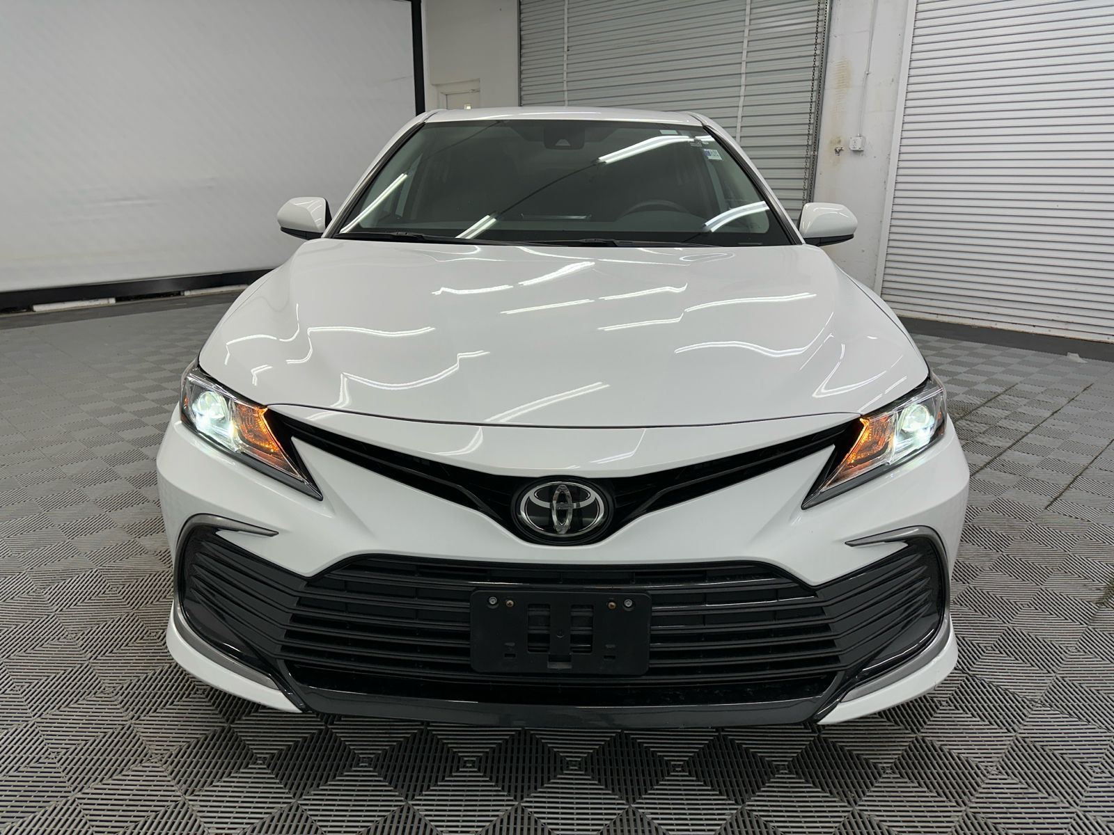 2022 Toyota Camry LE 8