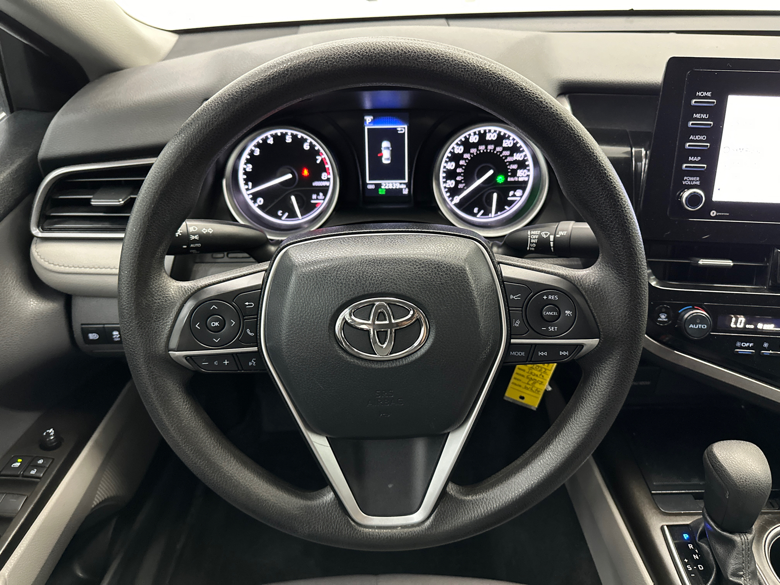 2022 Toyota Camry LE 23