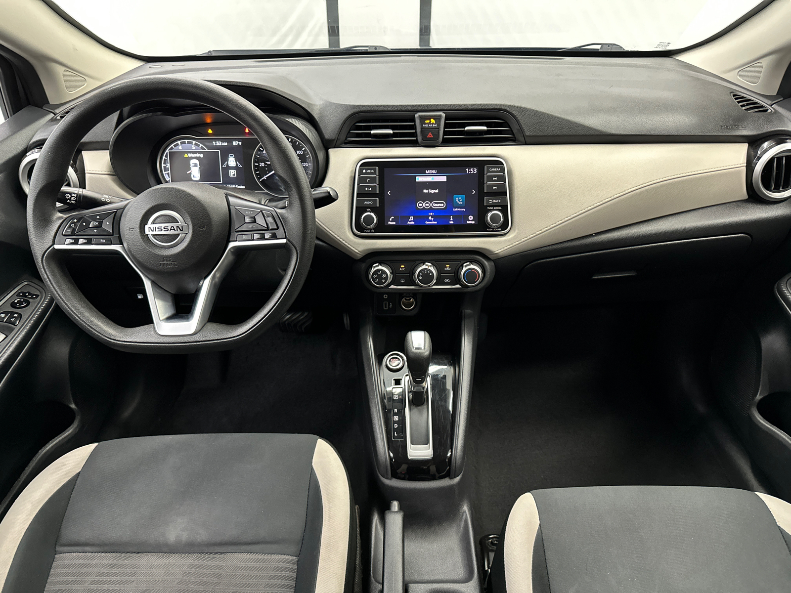 2021 Nissan Versa 1.6 SV 20