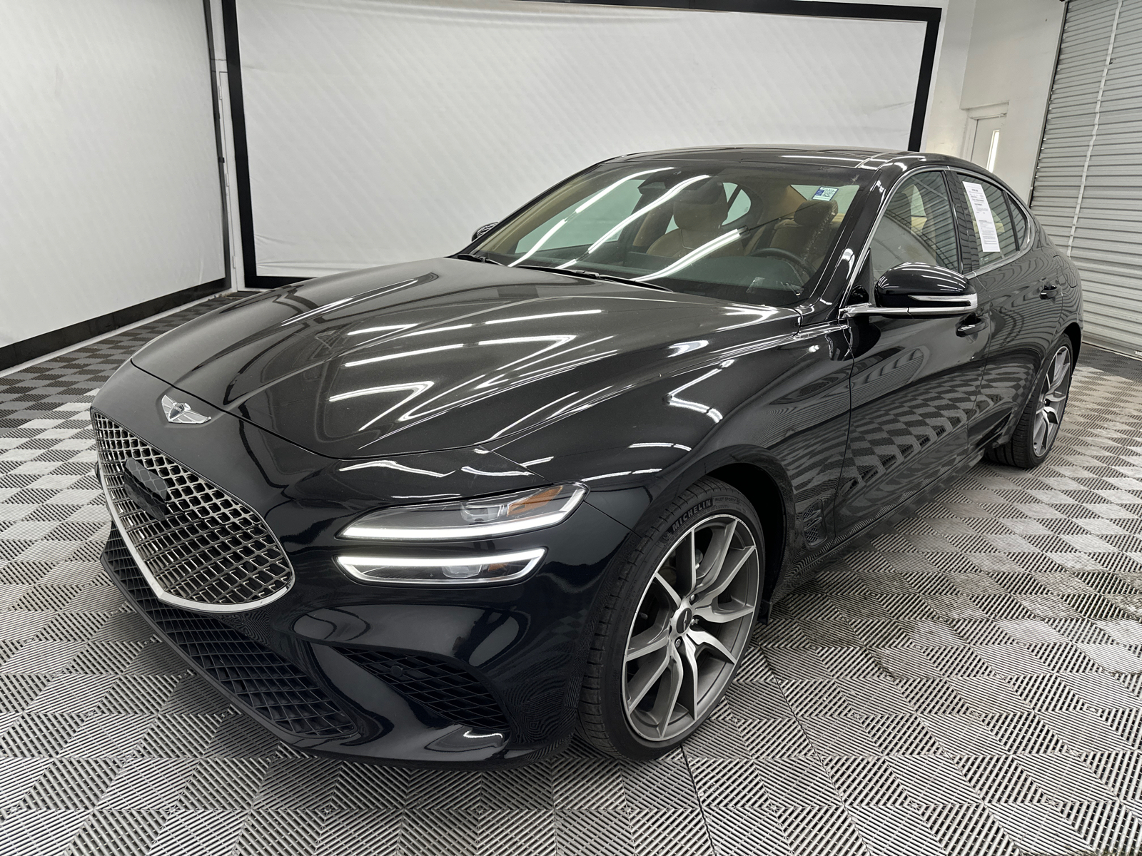 2022 Genesis G70 2.0T 1