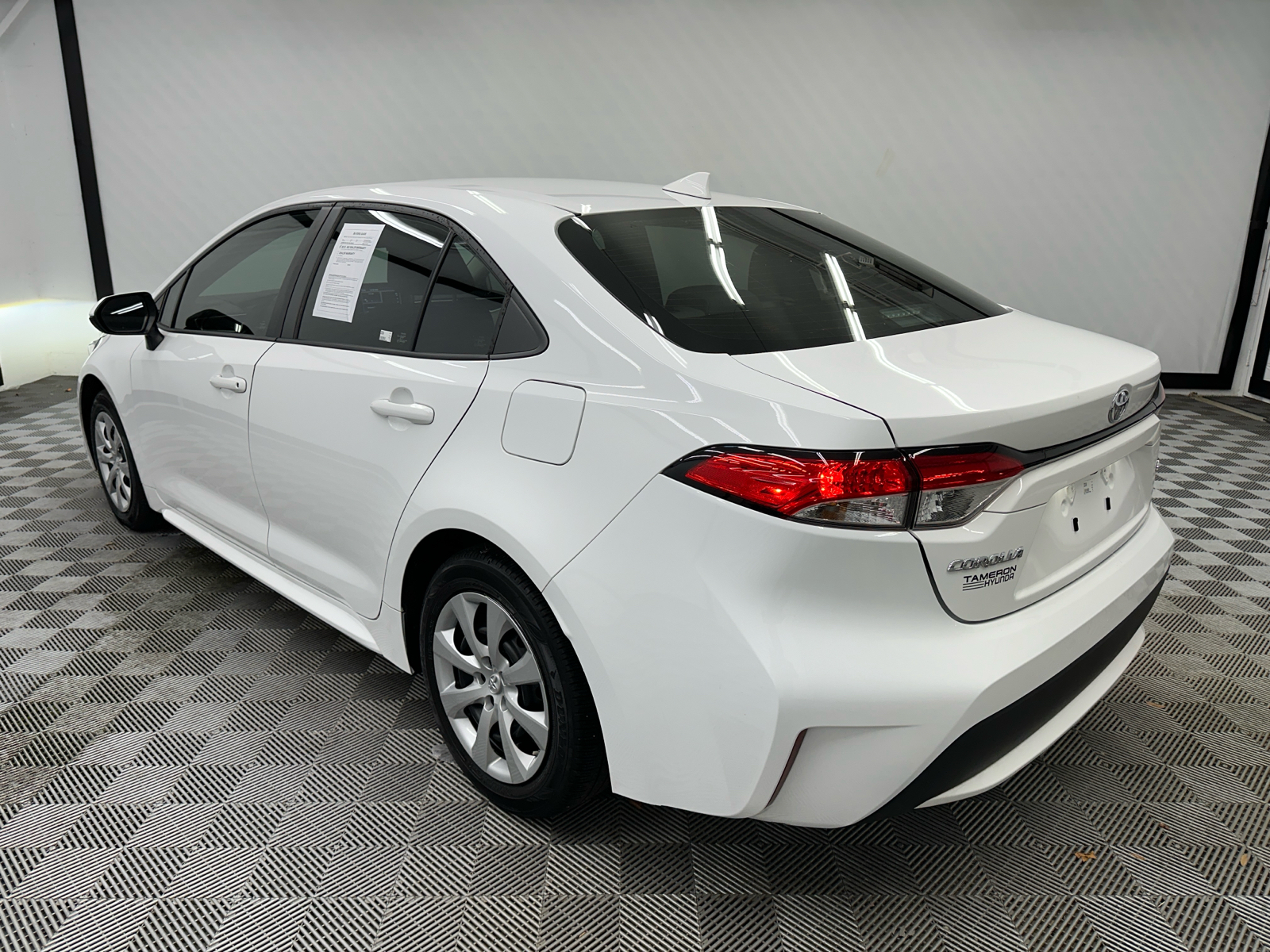 2022 Toyota Corolla LE 3