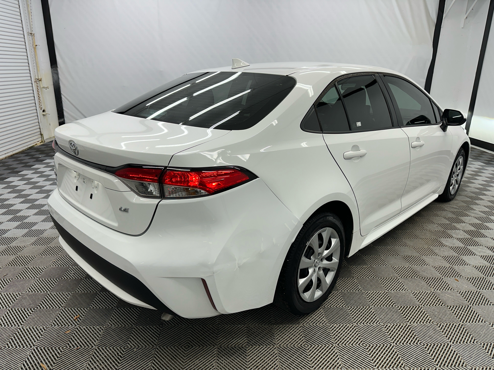 2022 Toyota Corolla LE 5