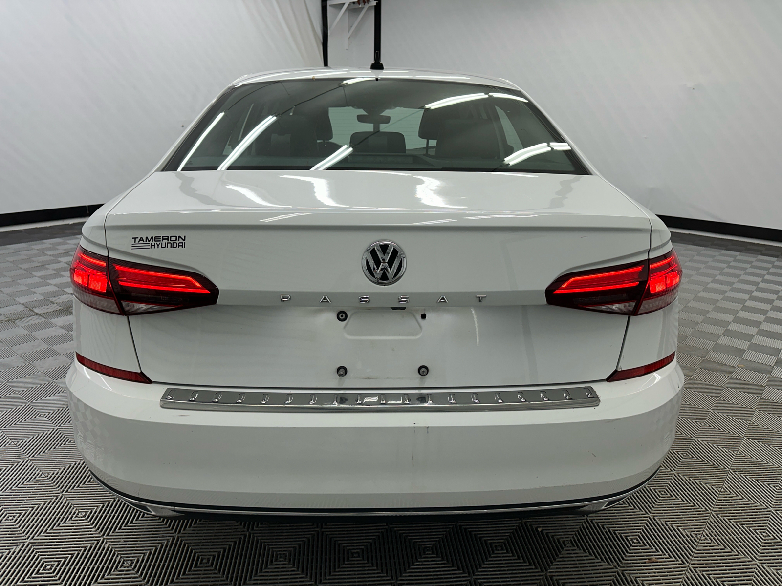 2022 Volkswagen Passat 2.0T SE 4