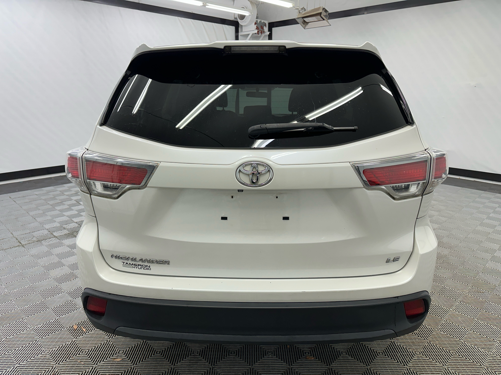 2015 Toyota Highlander LE 4