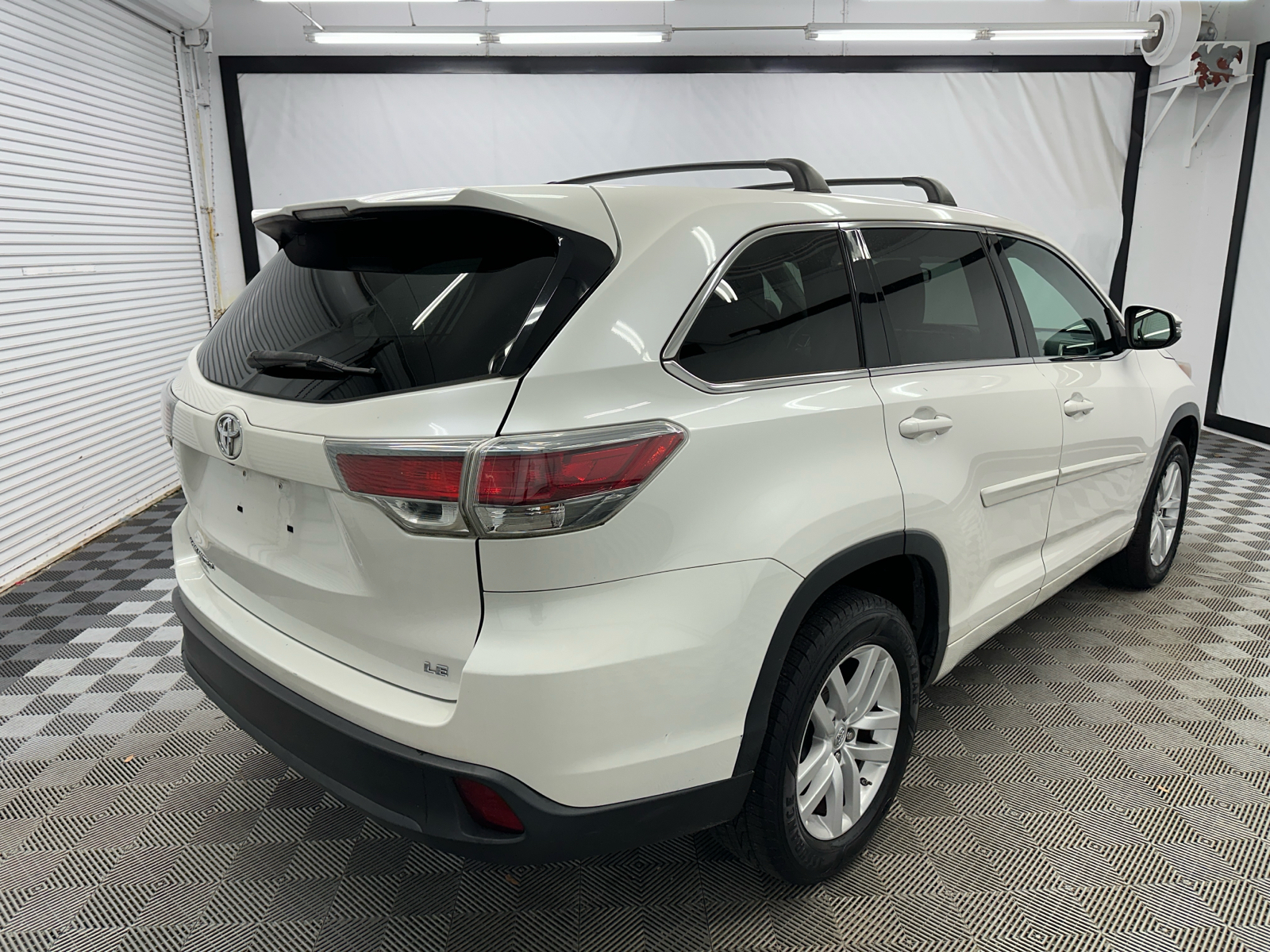 2015 Toyota Highlander LE 5