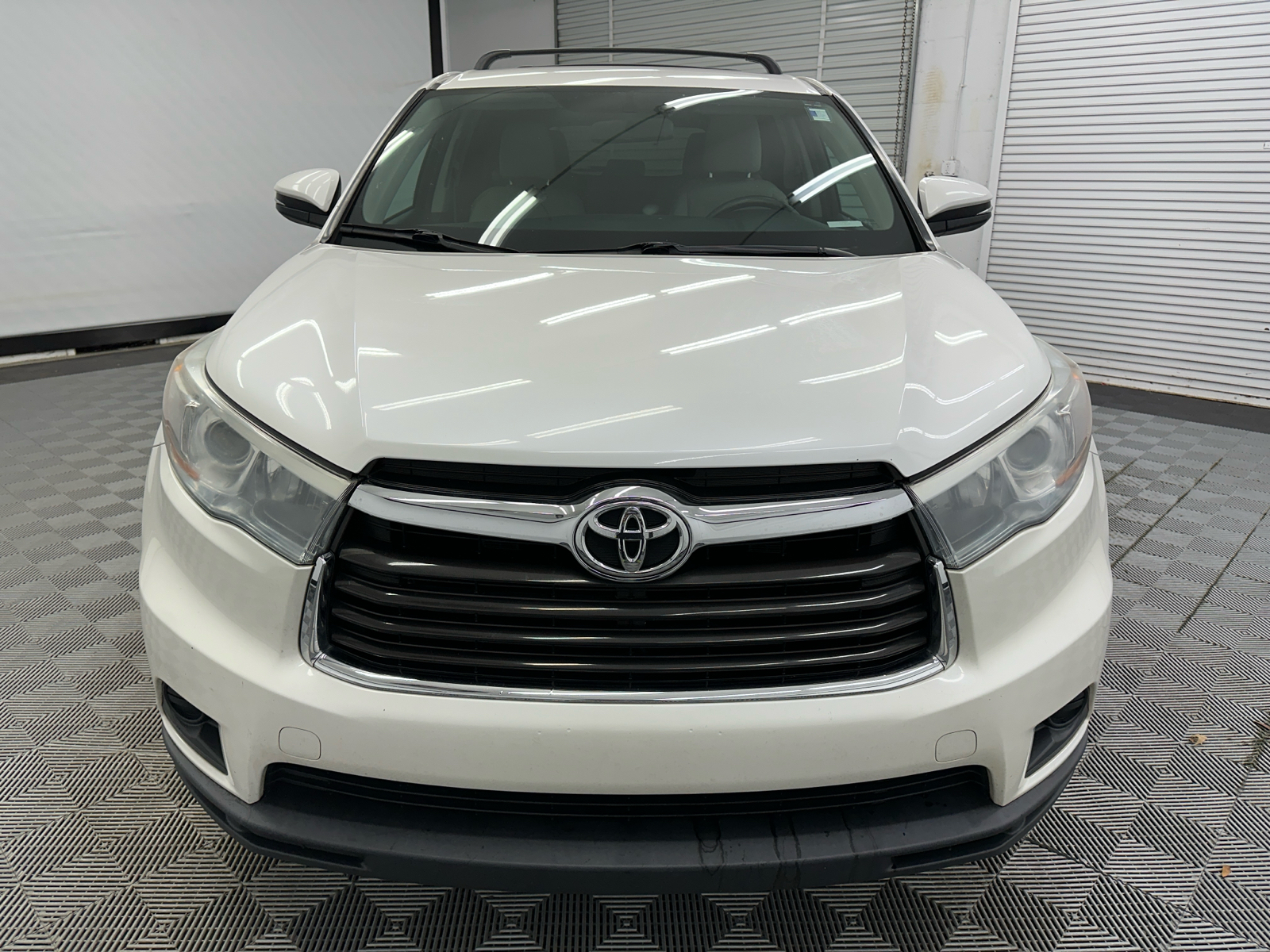 2015 Toyota Highlander LE 8