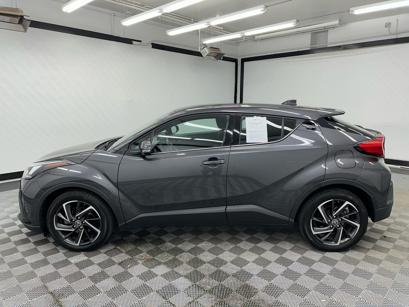 2022 Toyota C-HR Limited 2