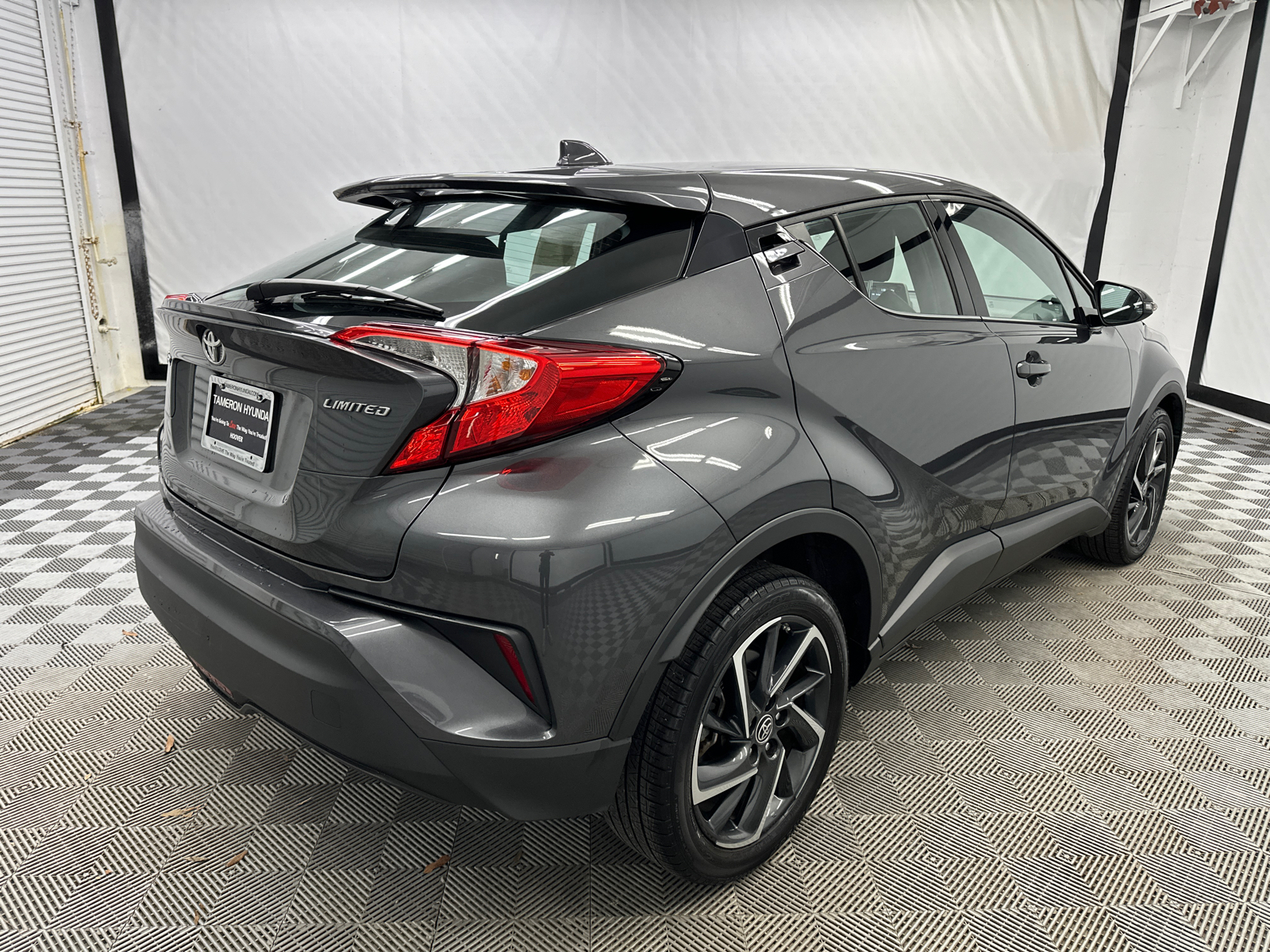 2022 Toyota C-HR Limited 5