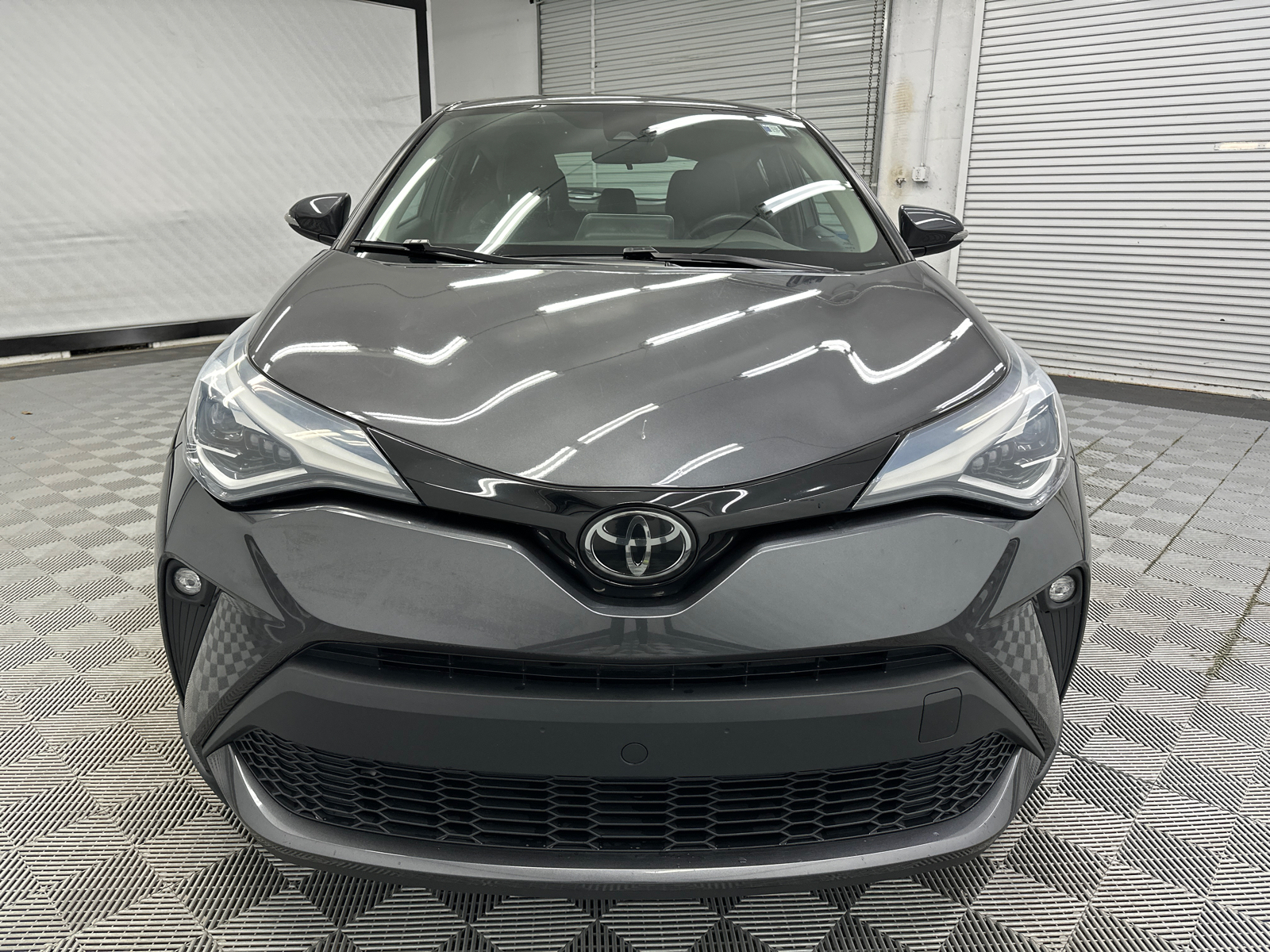 2022 Toyota C-HR Limited 8