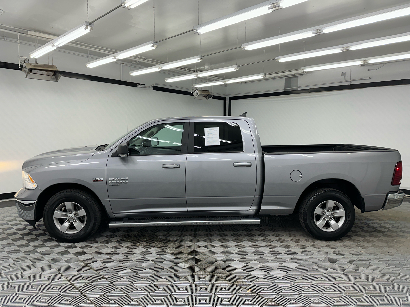 2020 Ram 1500 Classic SLT 2