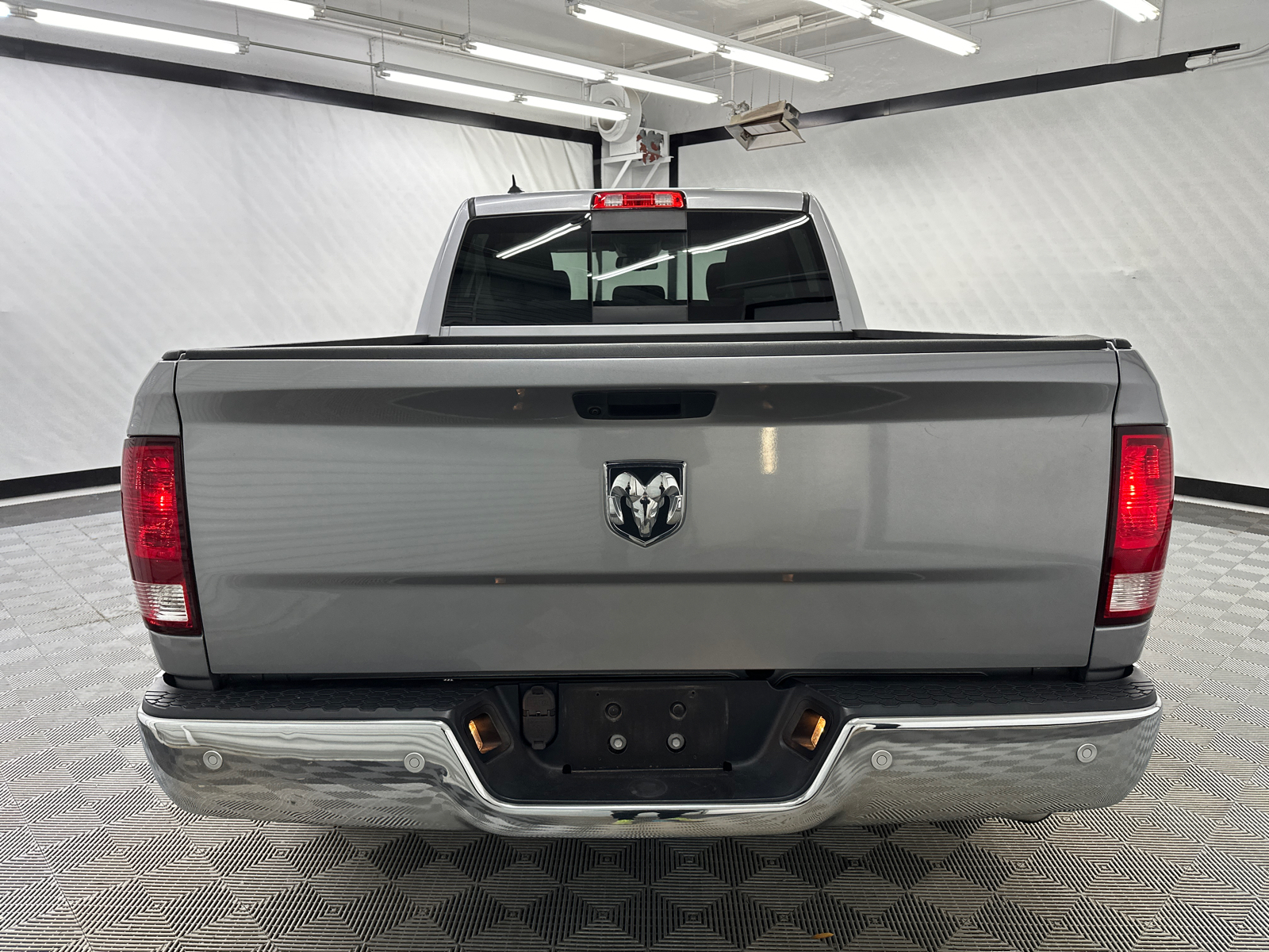 2020 Ram 1500 Classic SLT 4