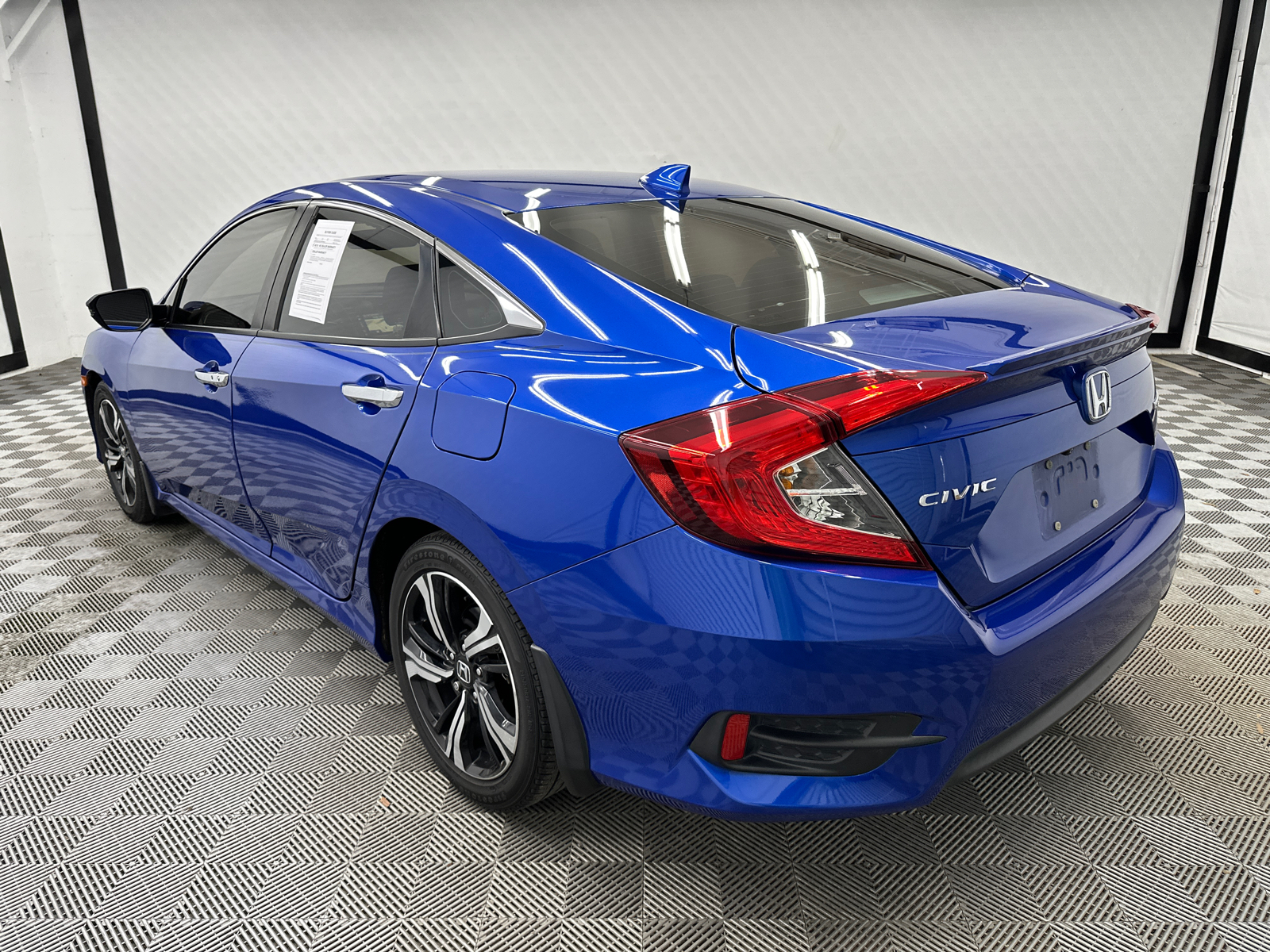 2017 Honda Civic Touring 3