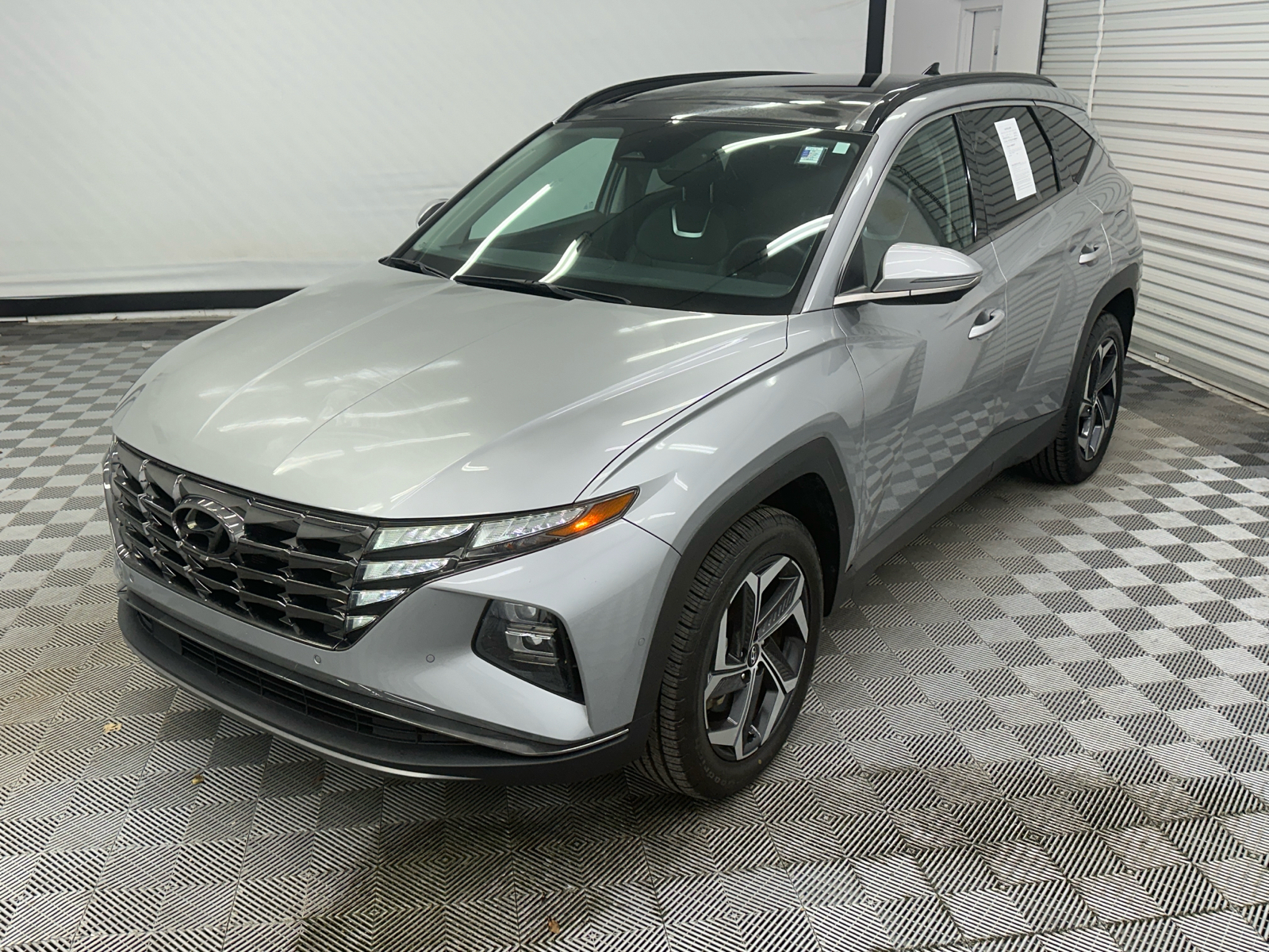 2022 Hyundai Tucson Hybrid Limited 1