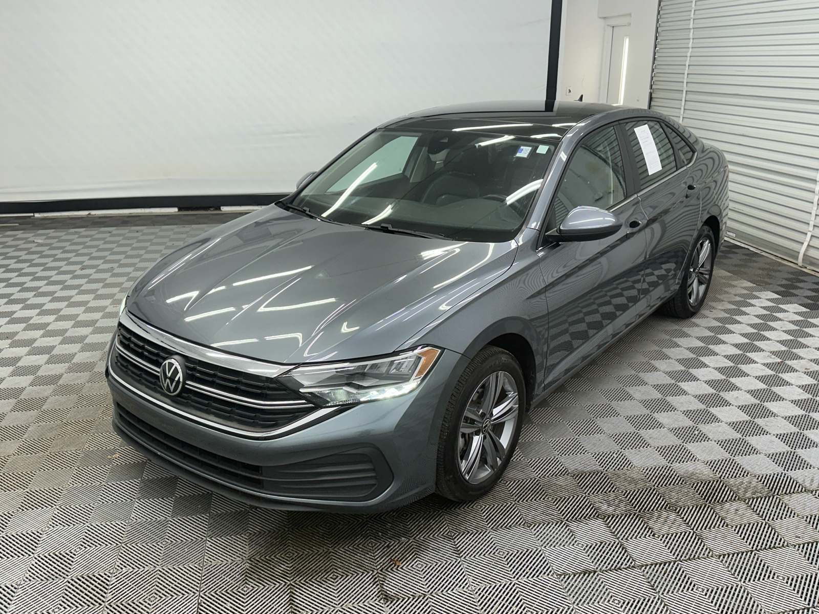 2022 Volkswagen Jetta 1.5T SE 1