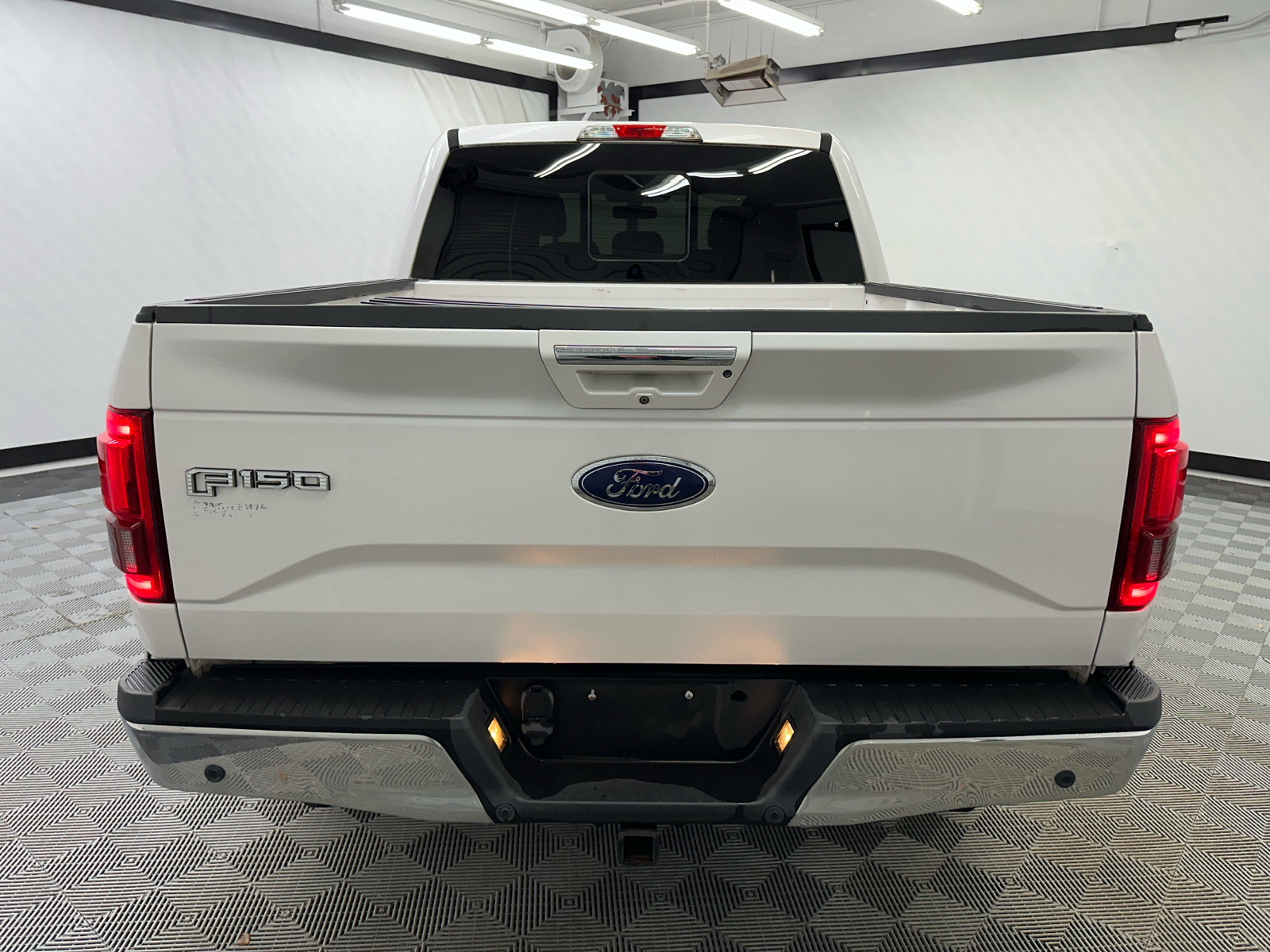 2015 Ford F-150 Lariat 4