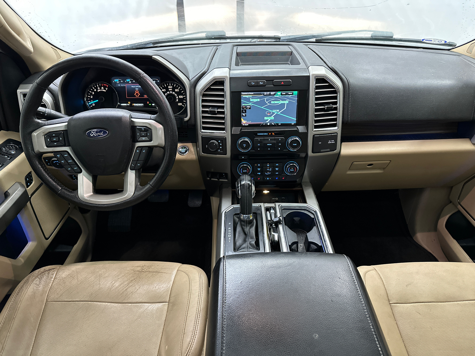 2015 Ford F-150 Lariat 25