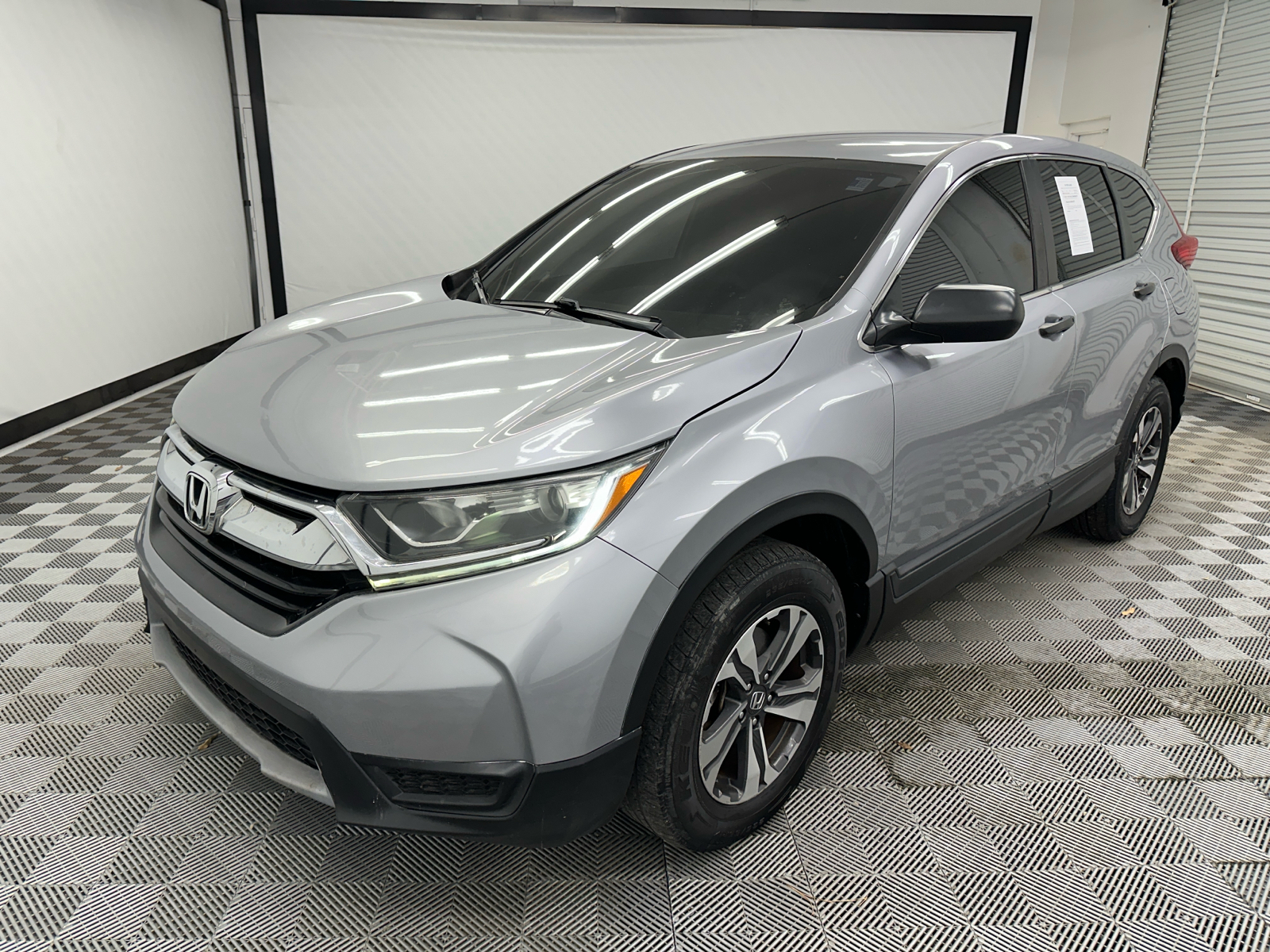 2017 Honda CR-V LX 1