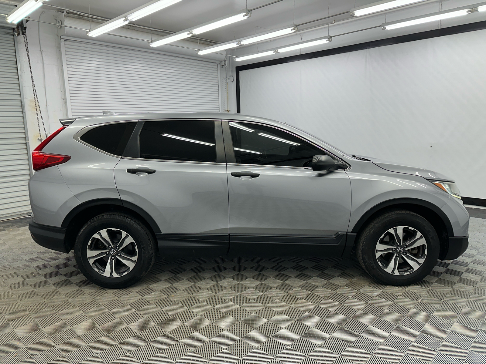 2017 Honda CR-V LX 6