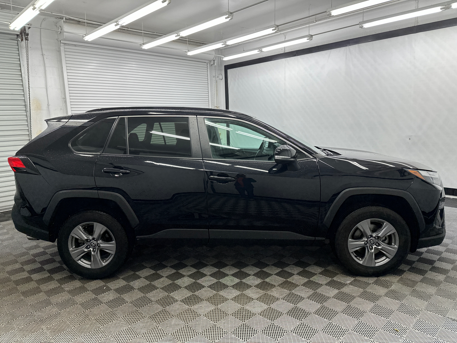 2022 Toyota RAV4 XLE 6