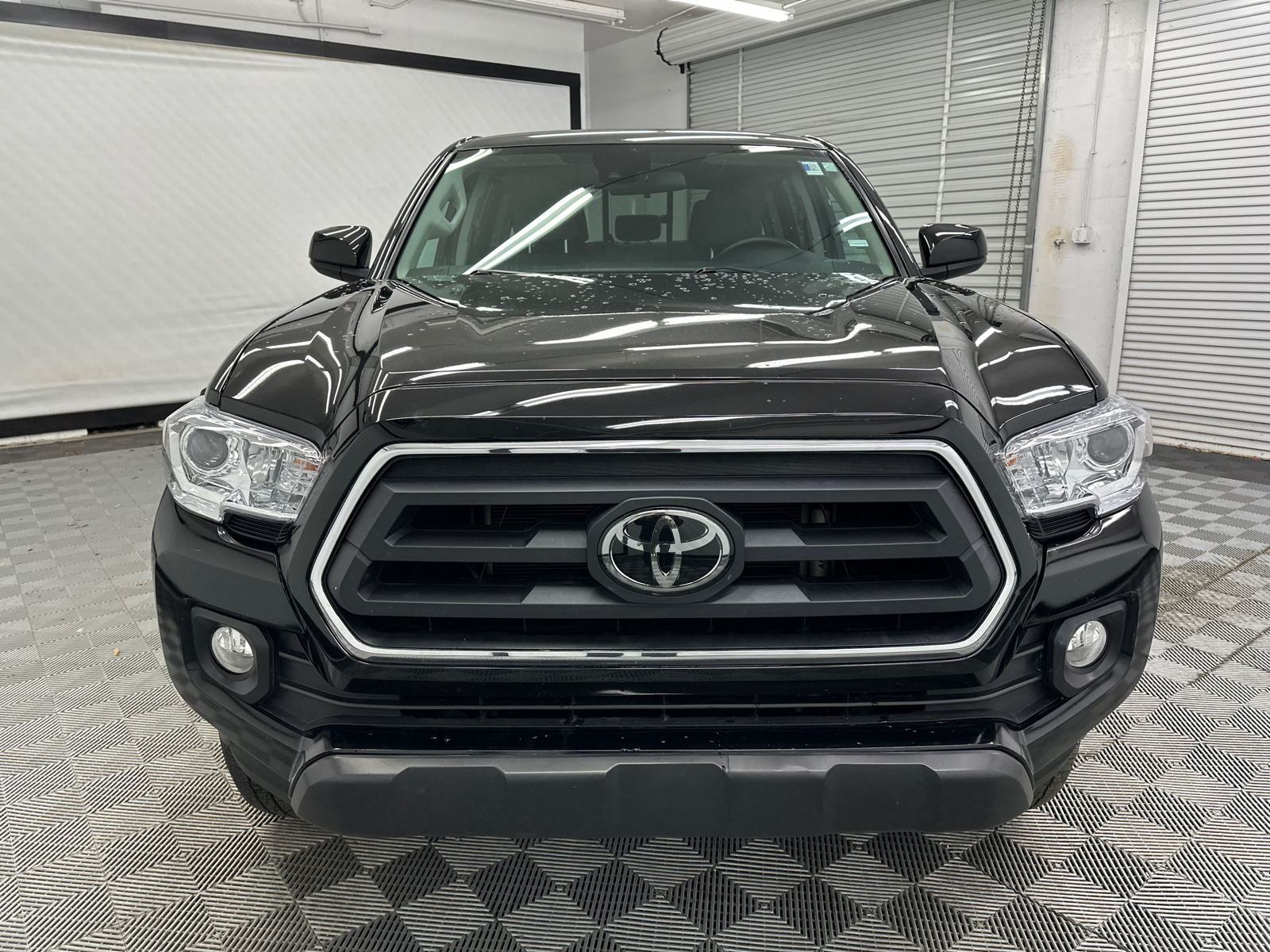 2023 Toyota Tacoma SR5 8