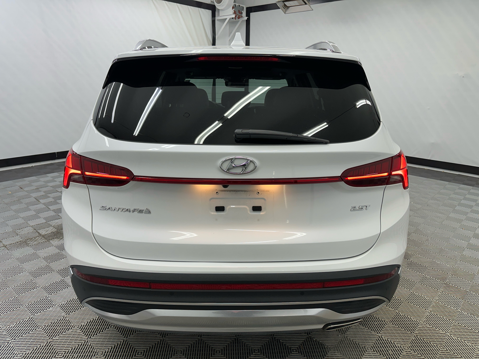 2022 Hyundai Santa Fe Limited 4