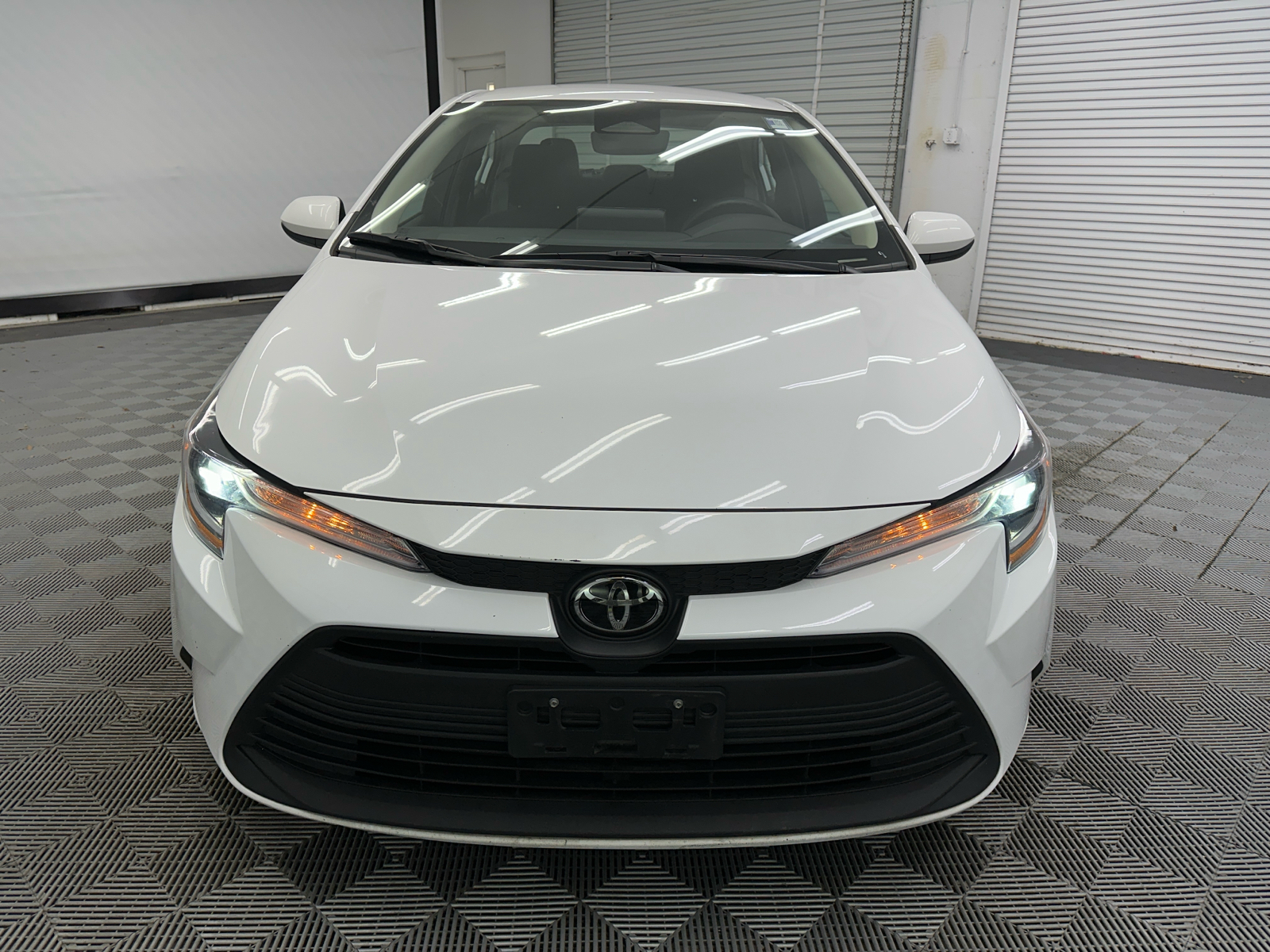 2023 Toyota Corolla LE 8