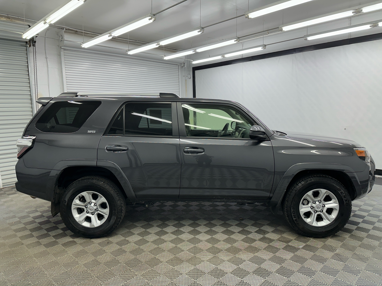 2023 Toyota 4Runner SR5 6