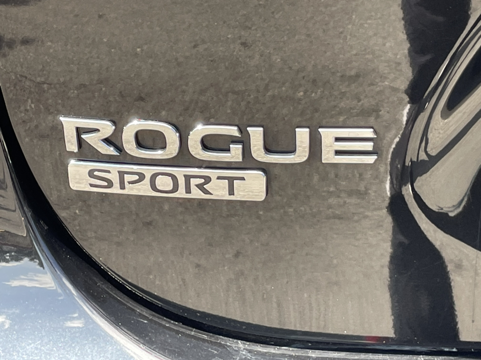 2021 Nissan Rogue Sport S 33