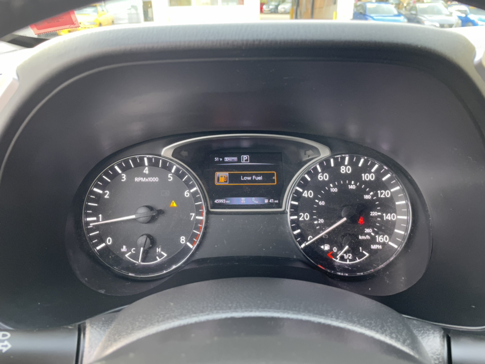 2018 Nissan Pathfinder  16