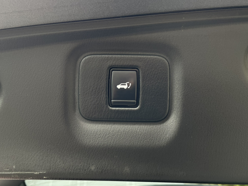 2018 Nissan Pathfinder  31