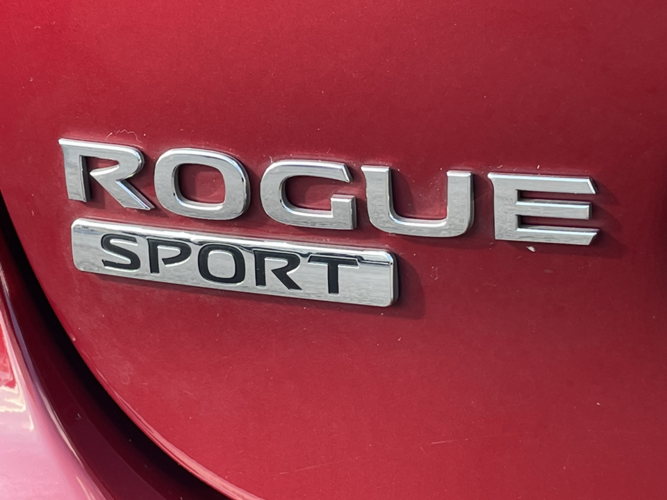 2021 Nissan Rogue Sport S 33