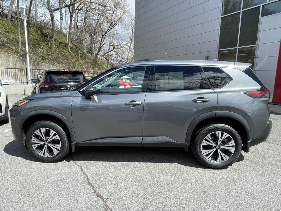 2021 Nissan Rogue SV 3