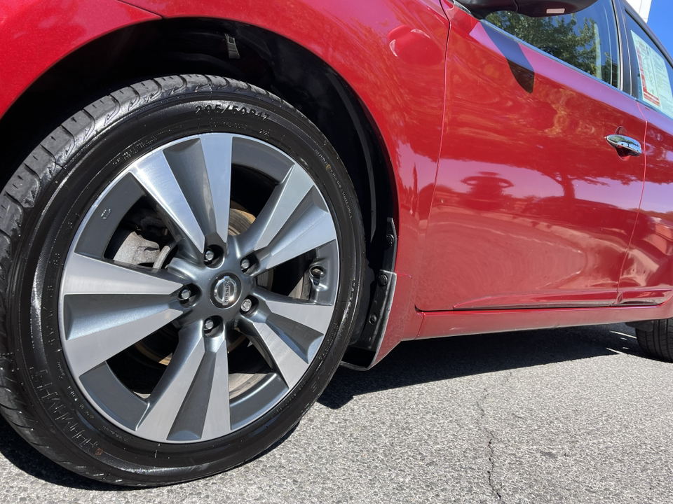 2019 Nissan Sentra SL 11