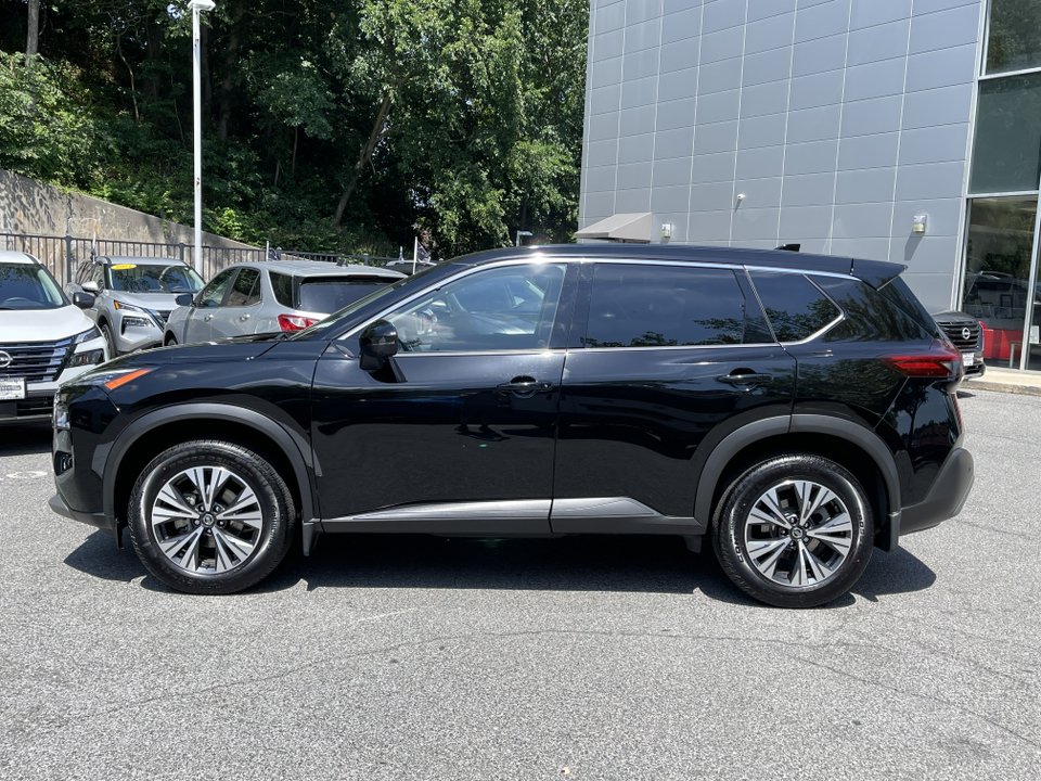 2021 Nissan Rogue SV 3