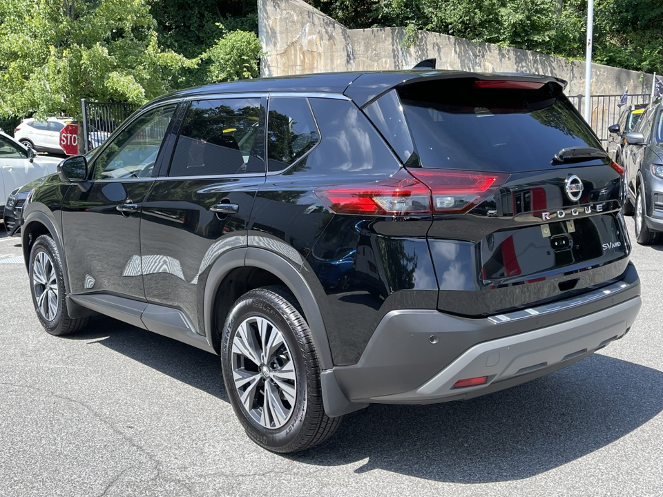 2021 Nissan Rogue SV 4