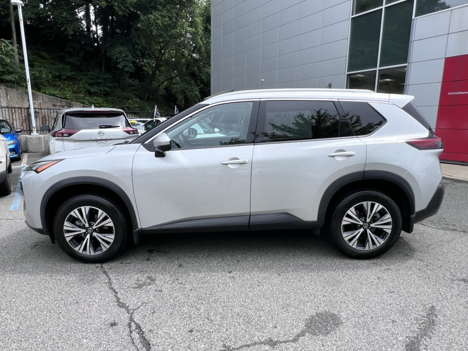 2021 Nissan Rogue SV 3