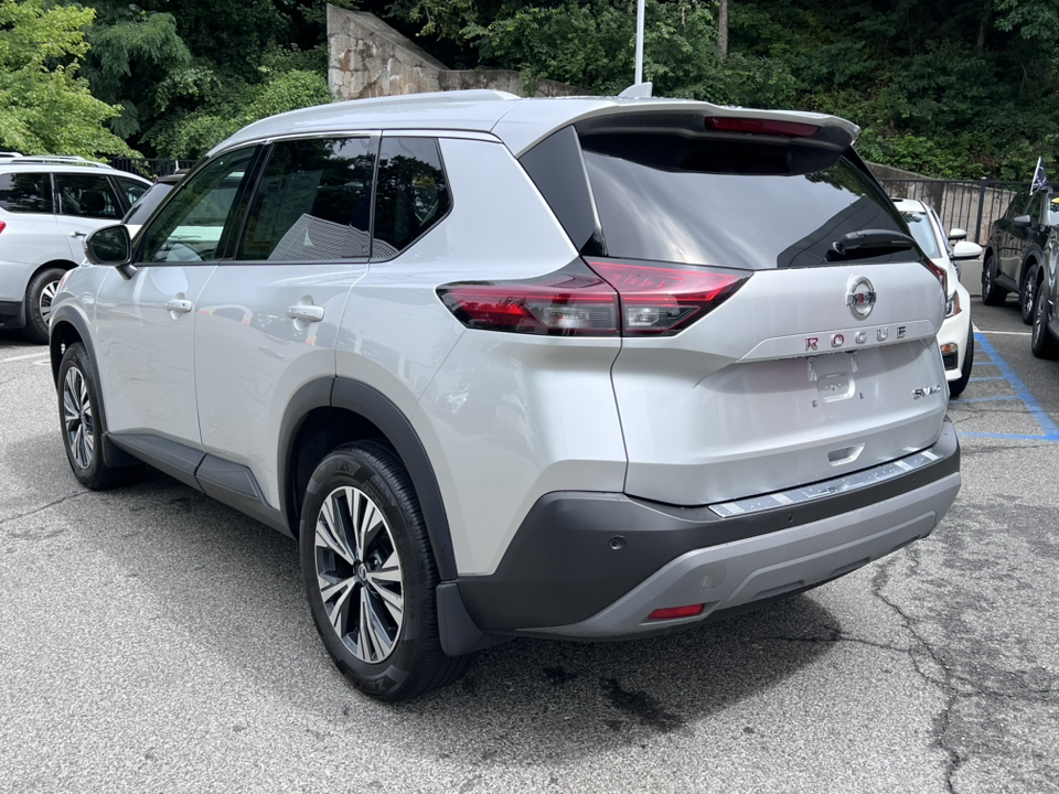 2021 Nissan Rogue SV 4