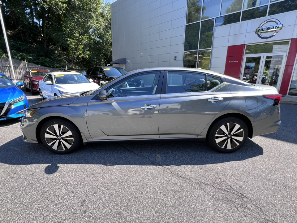 2021 Nissan Altima 2.5 SV 3