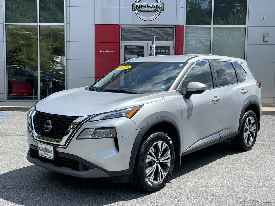 2022 Nissan Rogue SV 1