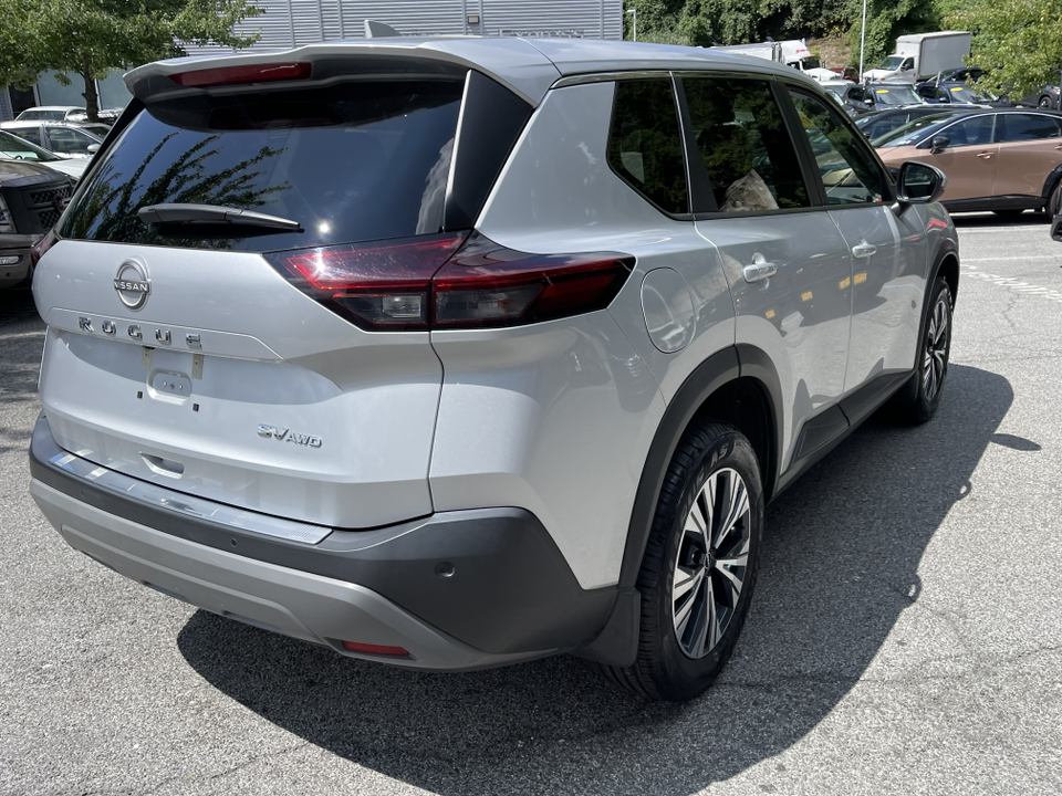 2022 Nissan Rogue SV 8