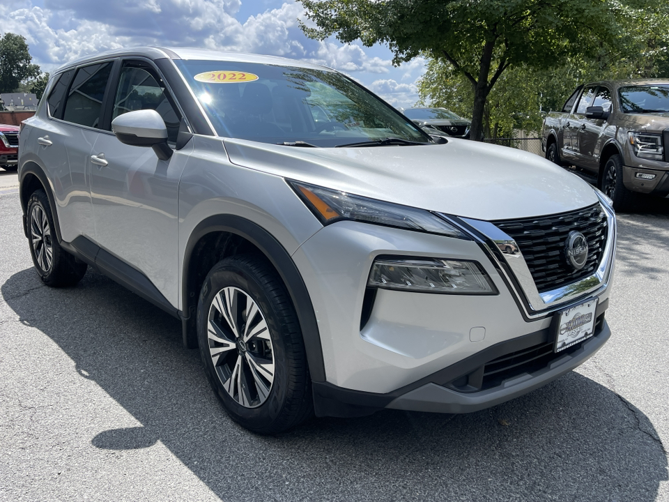 2022 Nissan Rogue SV 9