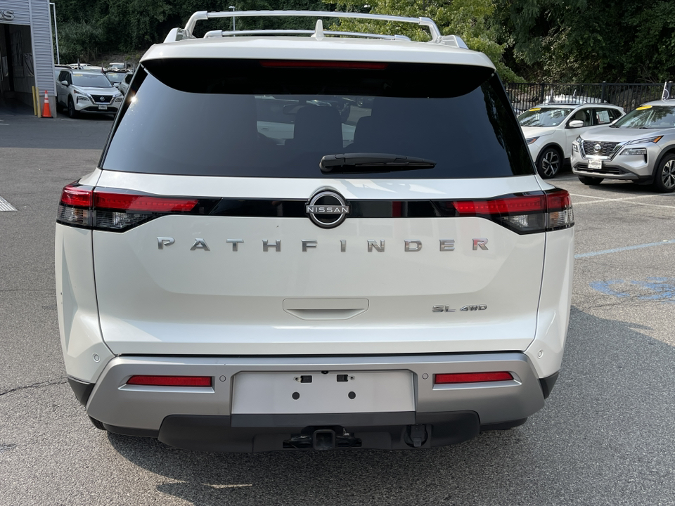 2022 Nissan Pathfinder SL 5