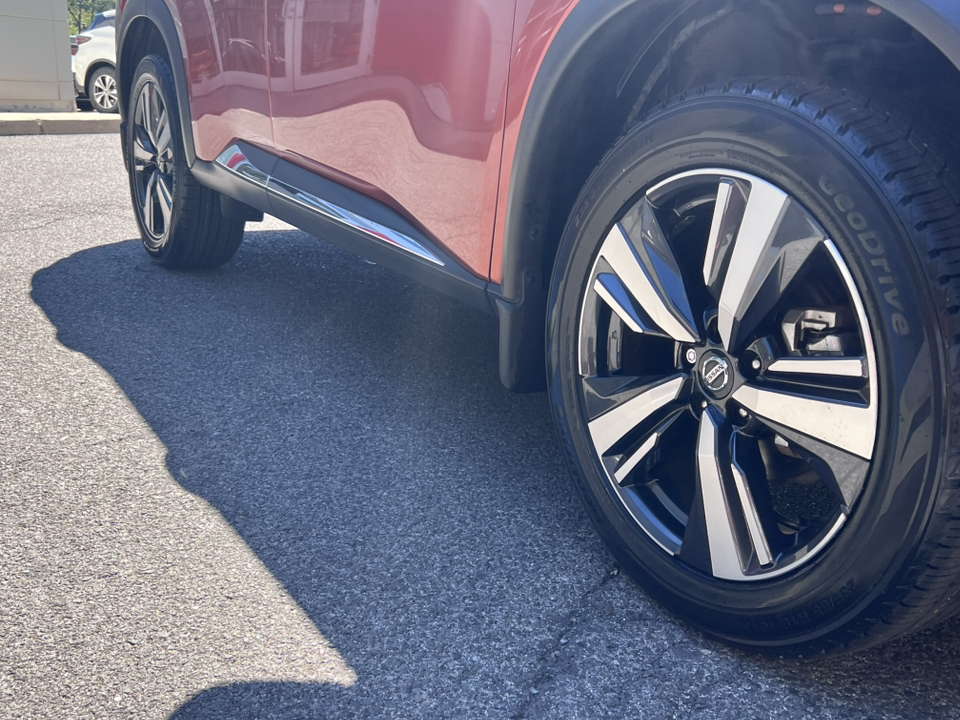 2021 Nissan Rogue SL 10