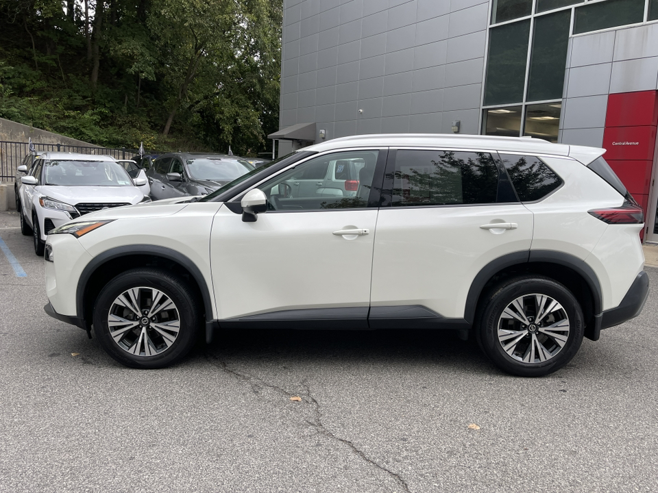 2021 Nissan Rogue SV 3