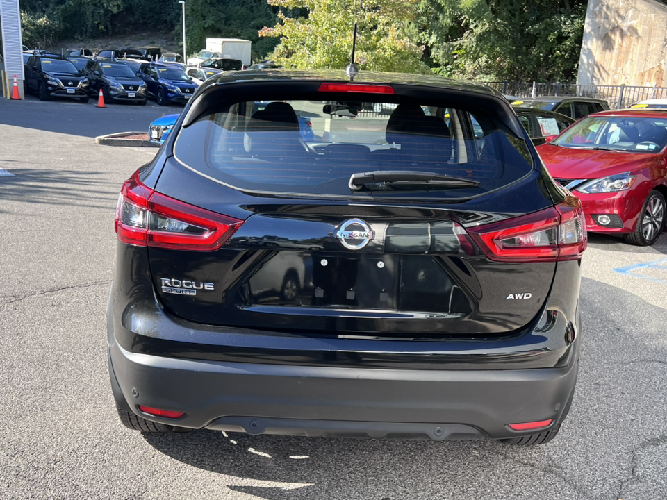 2021 Nissan Rogue Sport S 5