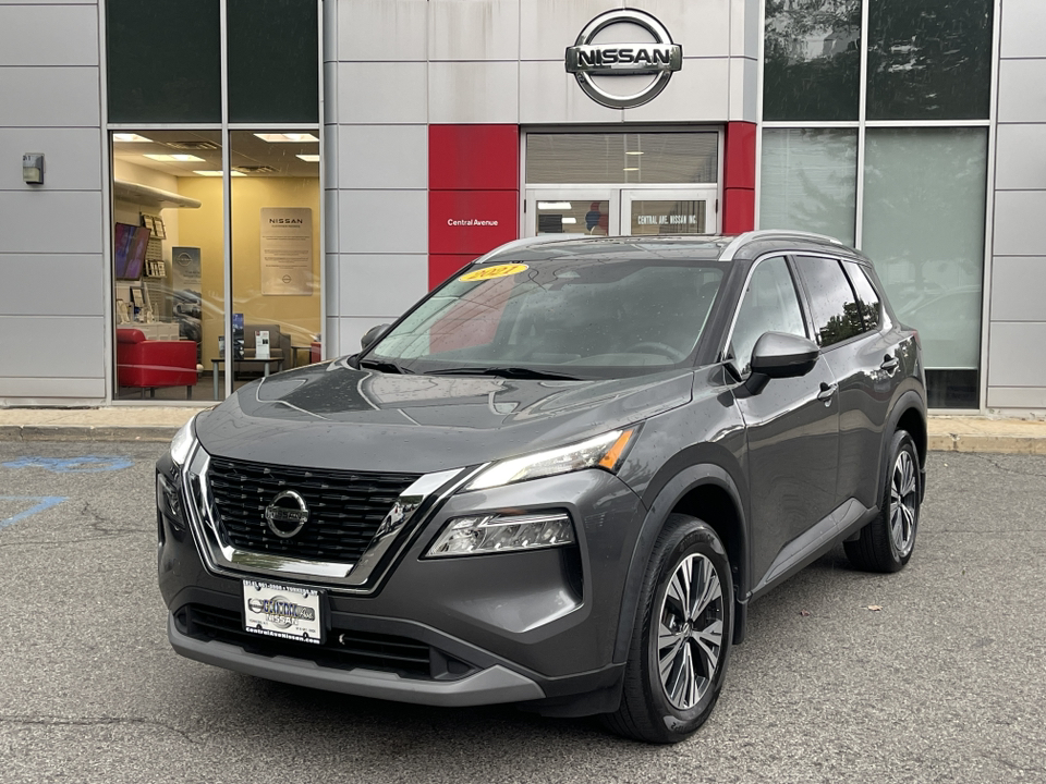 2021 Nissan Rogue SV 1