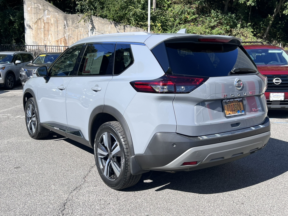 2021 Nissan Rogue SL 4