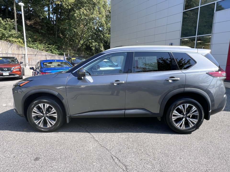 2021 Nissan Rogue SV 3